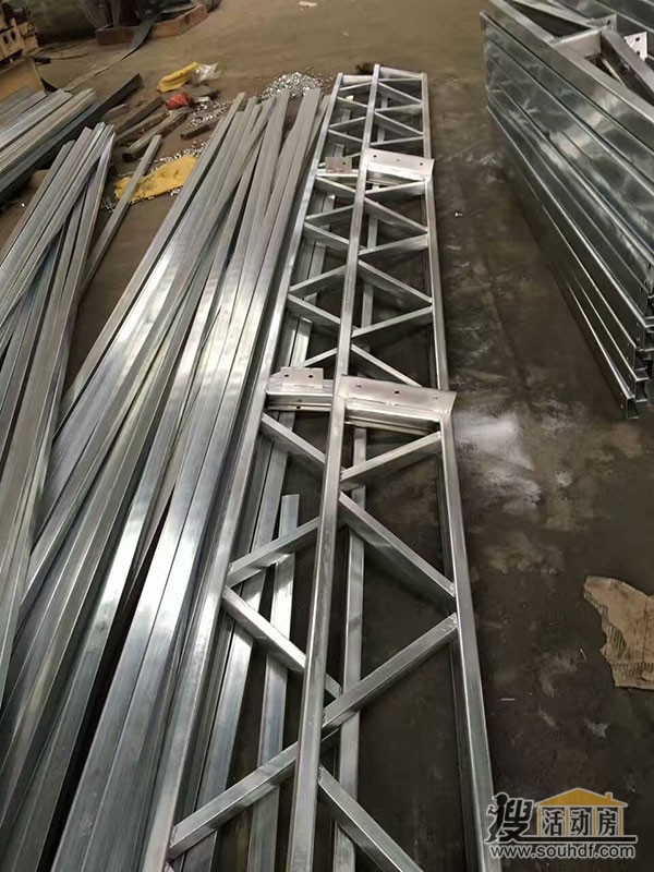 方管焊15米跨度房梁图片
